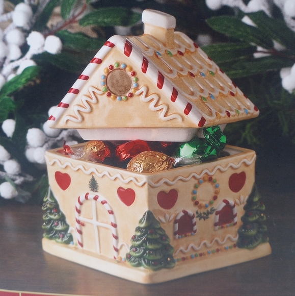 Spode Accessories Spode Christmas Tree Gingerbread House Candy Jar